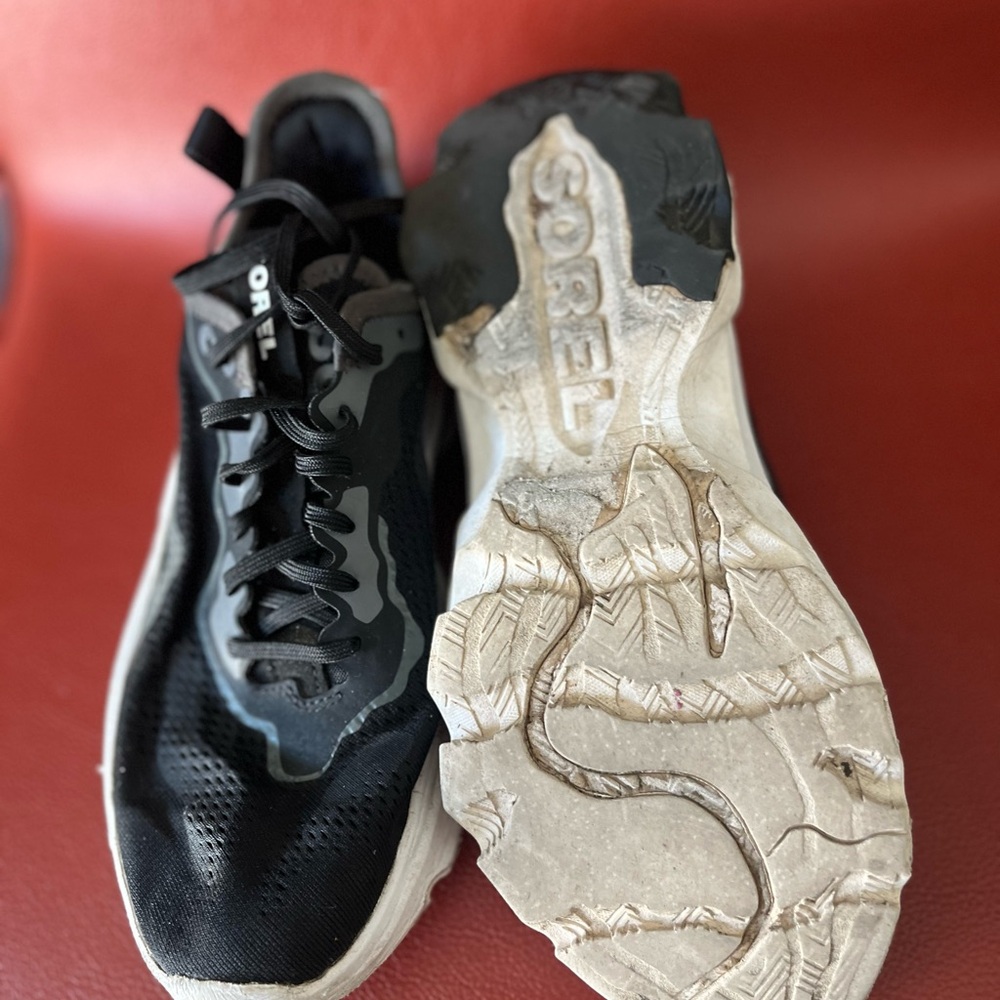 Sorel Black Athletic Shoes with Streamlined Design and Textured Upper